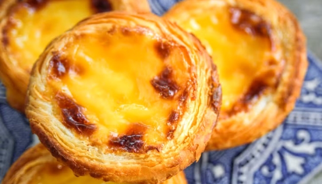 Pastéis de Nata: i dolci portoghesi che conquistano il cuore (e il palato!)