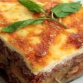 Moussaka: il comfort food greco che racconta l'anima dell'Ellade
