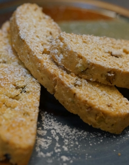 Cantucci toscani: storia, tradizione e ricetta originale con le mandorle 